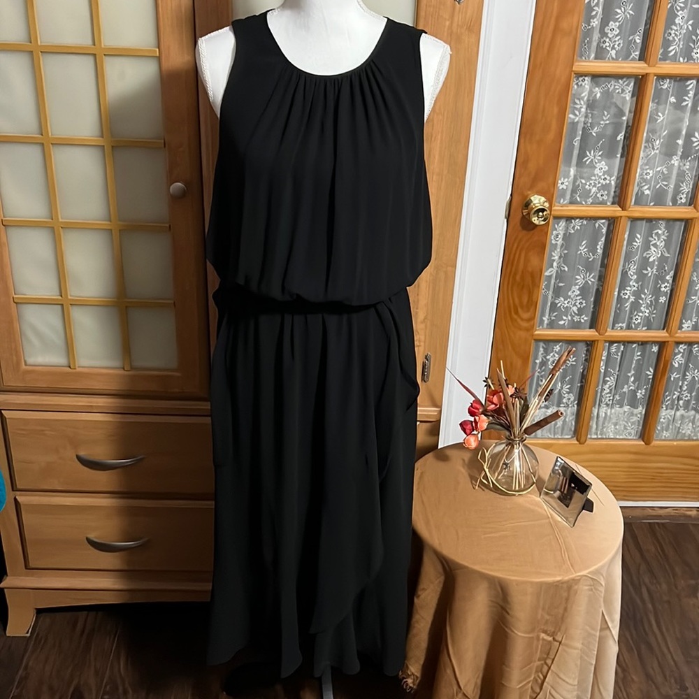 VINCE CAMUTO DRESS SIZE 14 EXCELLENT CONDITION.